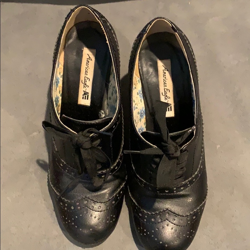 Black, lace up pumps